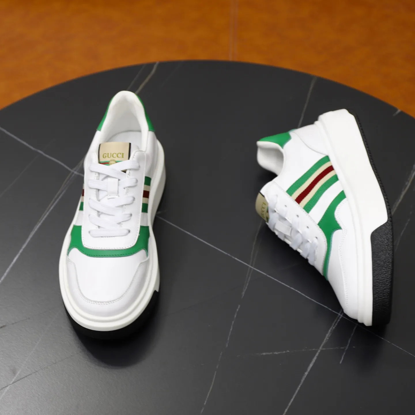 Ex-factory price: 462💰🙅‍♂️🙅‍♂️🙅‍♂️ Brand: GUCCI Standard code: 38-44 (45 customized) Grade: Same as the official website Material: Original cowhide material stitching Comfortable sheepskin lining Lightweight and wear-resistant sports outsole Style category: Men's fashionable casual shoes Running sneakers Distinguished luxury brand elements Top luxury Color: actual picture color